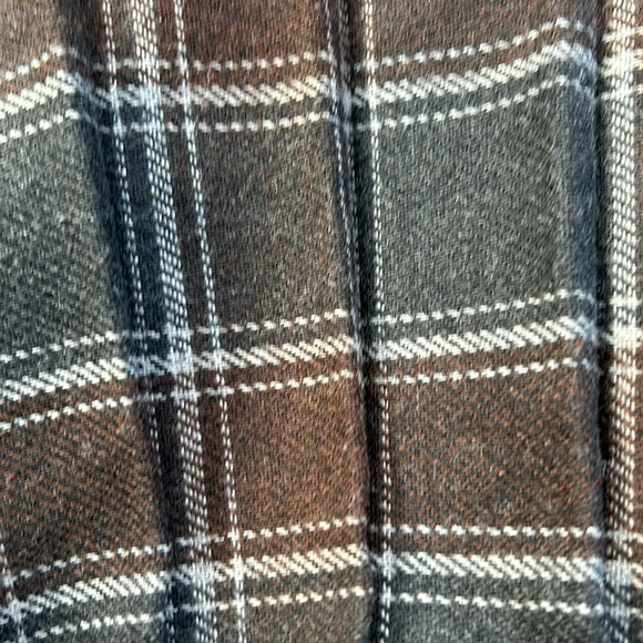 Esprit wool blend skirt. Made in Canada - Picture 6 of 6